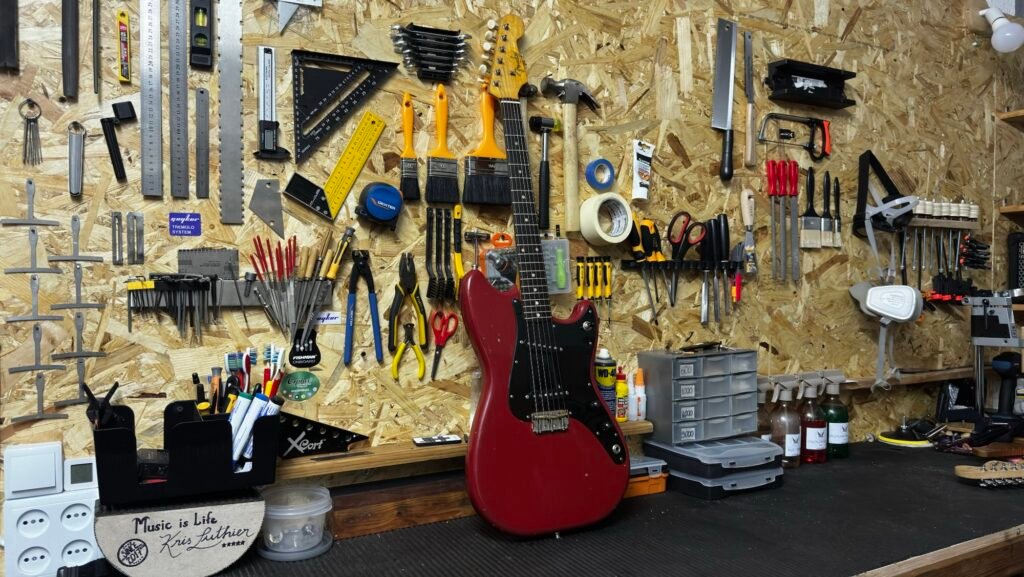 Fender Musicmaster (Mod. Duo-Sonic) Pre-CBS – Herança, Modificações e o Verdadeiro Valor de um Instrumento | Diario de pesquisa